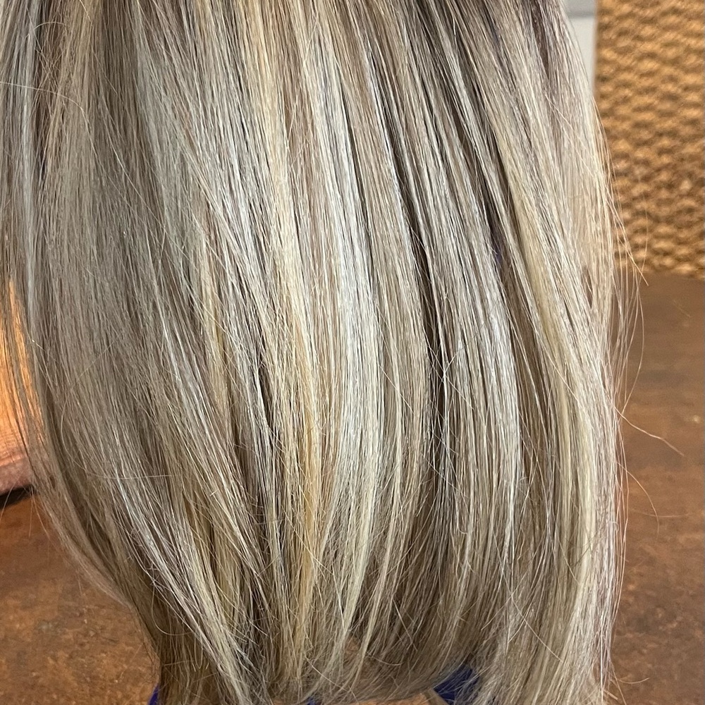 Raquel Welch shaded sand RL16/21SS topper. Dimensions in pictures.